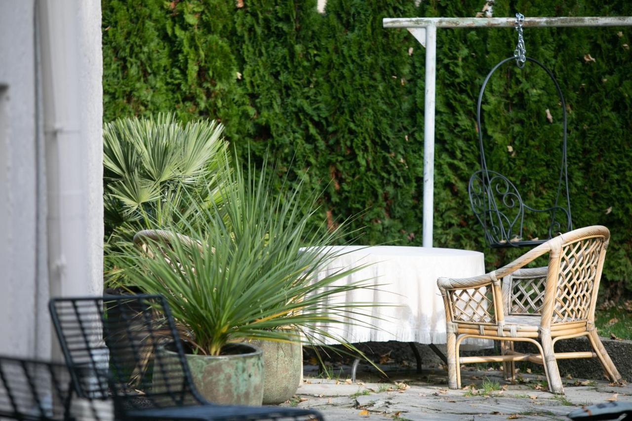 Family Wellhouse Green Garden Direct In Salzburg, Sunny Big Garden, Up To 16 Pax, Bikes For Free, Bbq, Sunbeds, Parking For Free, 15 Min Sound Of Music Dış mekan fotoğraf