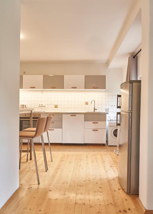 Family Wellhouse Green Garden Direct In Salzburg, Sunny Big Garden, Up To 16 Pax, Bikes For Free, Bbq, Sunbeds, Parking For Free, 15 Min Sound Of Music Dış mekan fotoğraf